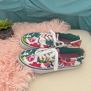 AIRWALK Floral Lace Up White Rimmed Sneakers Sz 6
